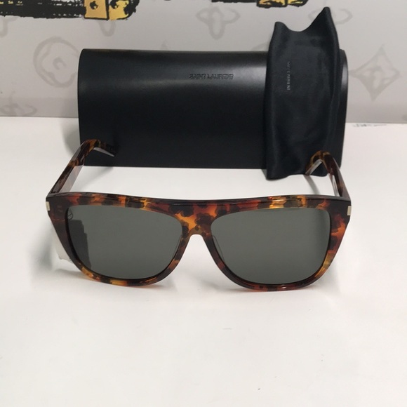 Tortoise Shell Sunglasses SL1 015 main image 10